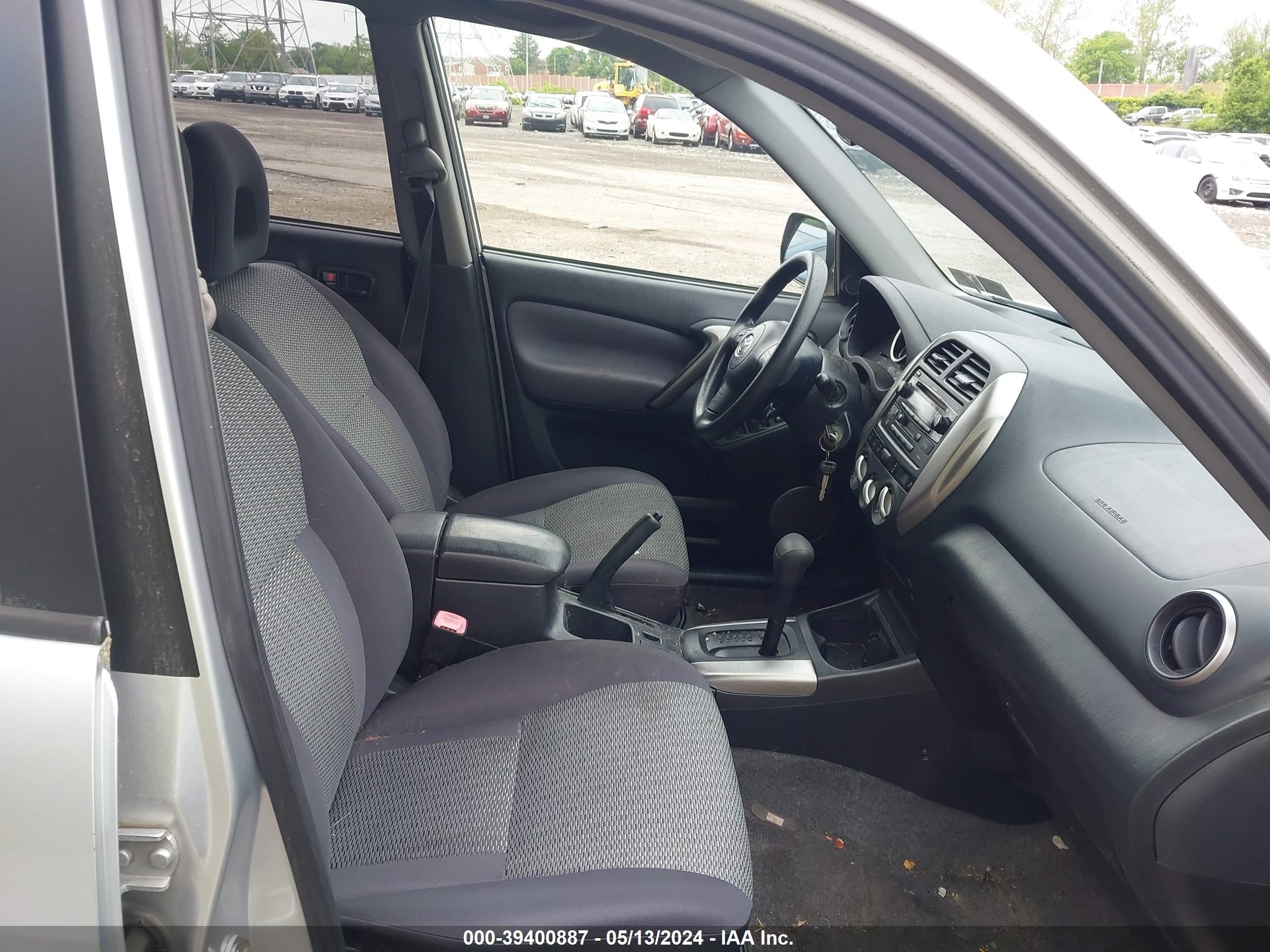 Photo 4 VIN: JTEHD20V556025314 - TOYOTA RAV 4 