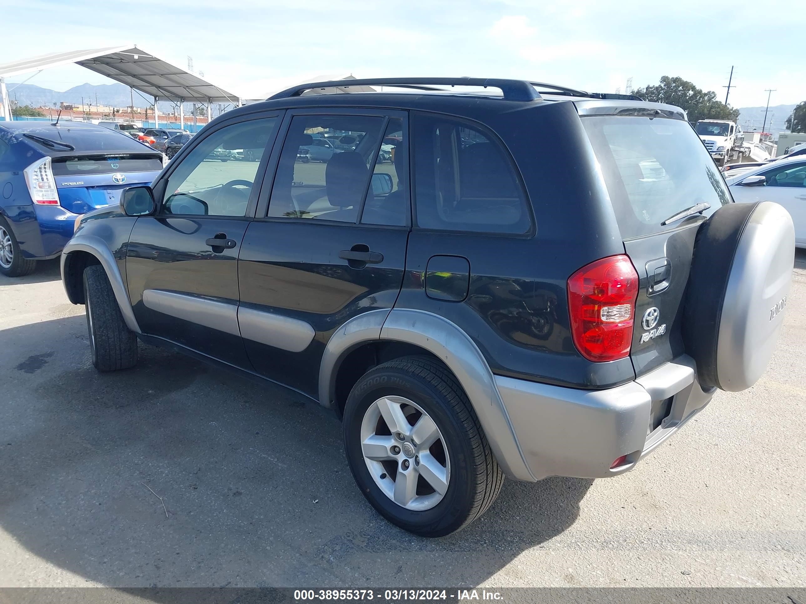 Photo 2 VIN: JTEHD20V556038810 - TOYOTA RAV 4 