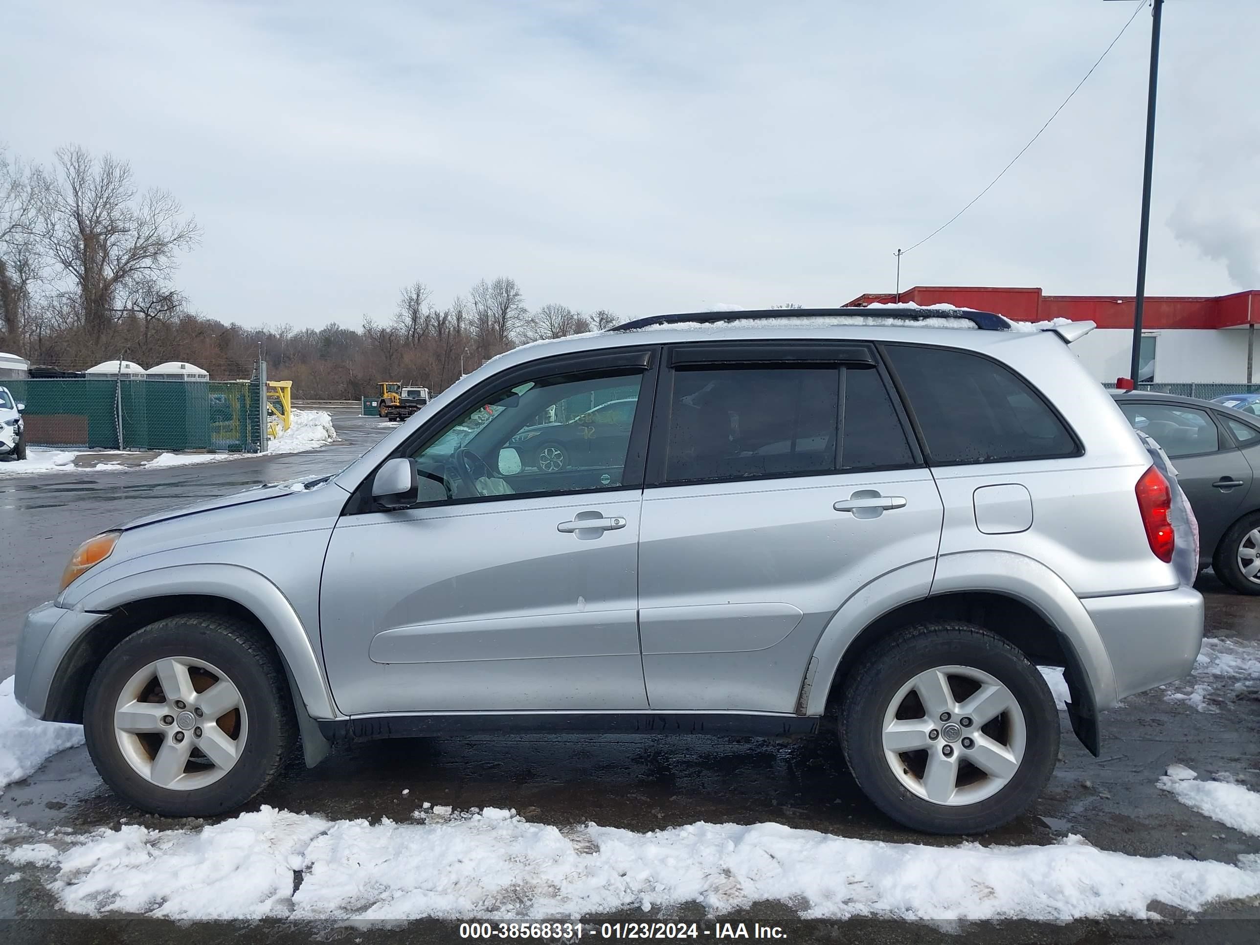 Photo 13 VIN: JTEHD20V646010626 - TOYOTA RAV 4 