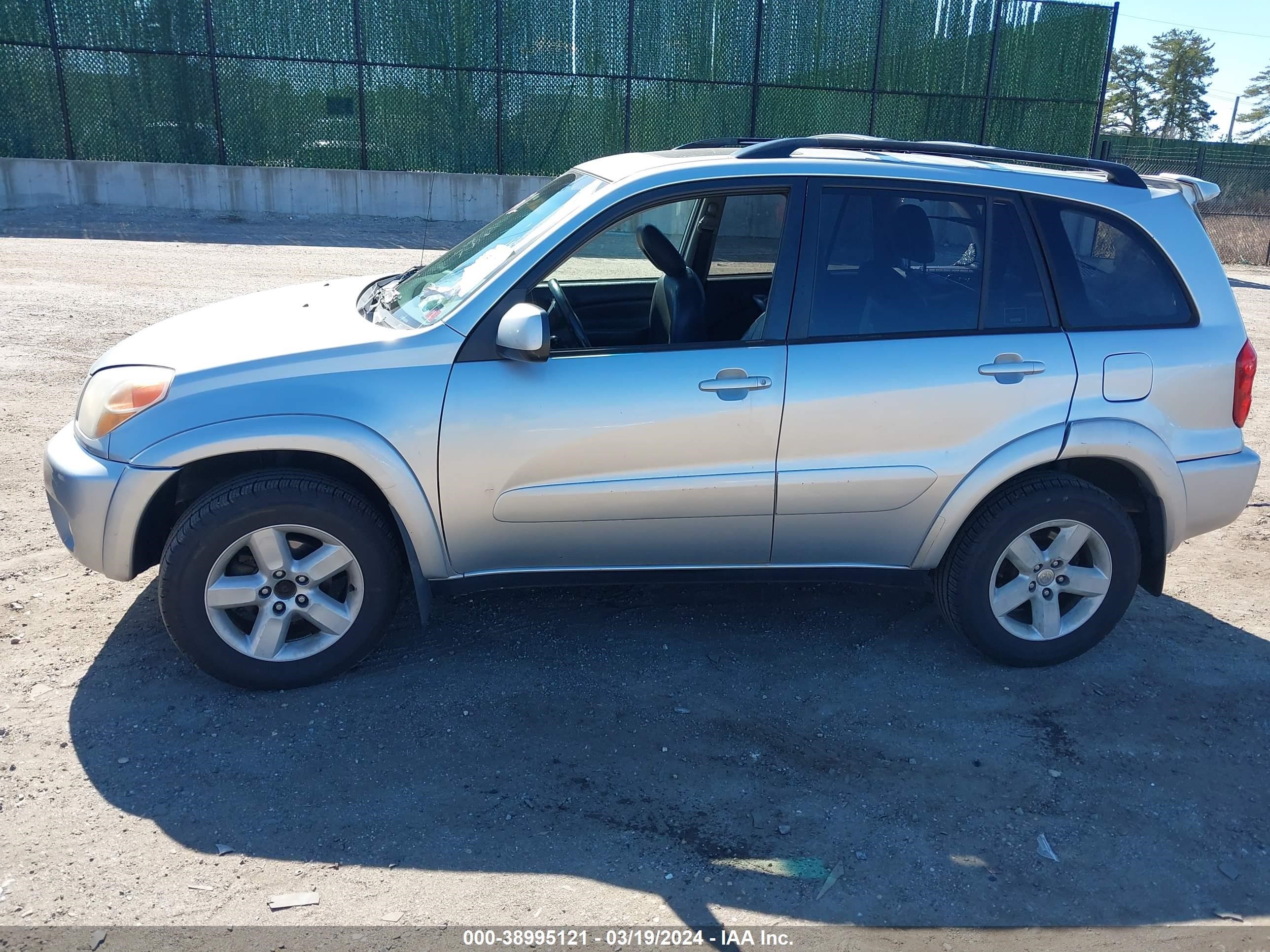 Photo 13 VIN: JTEHD20V656038055 - TOYOTA RAV 4 