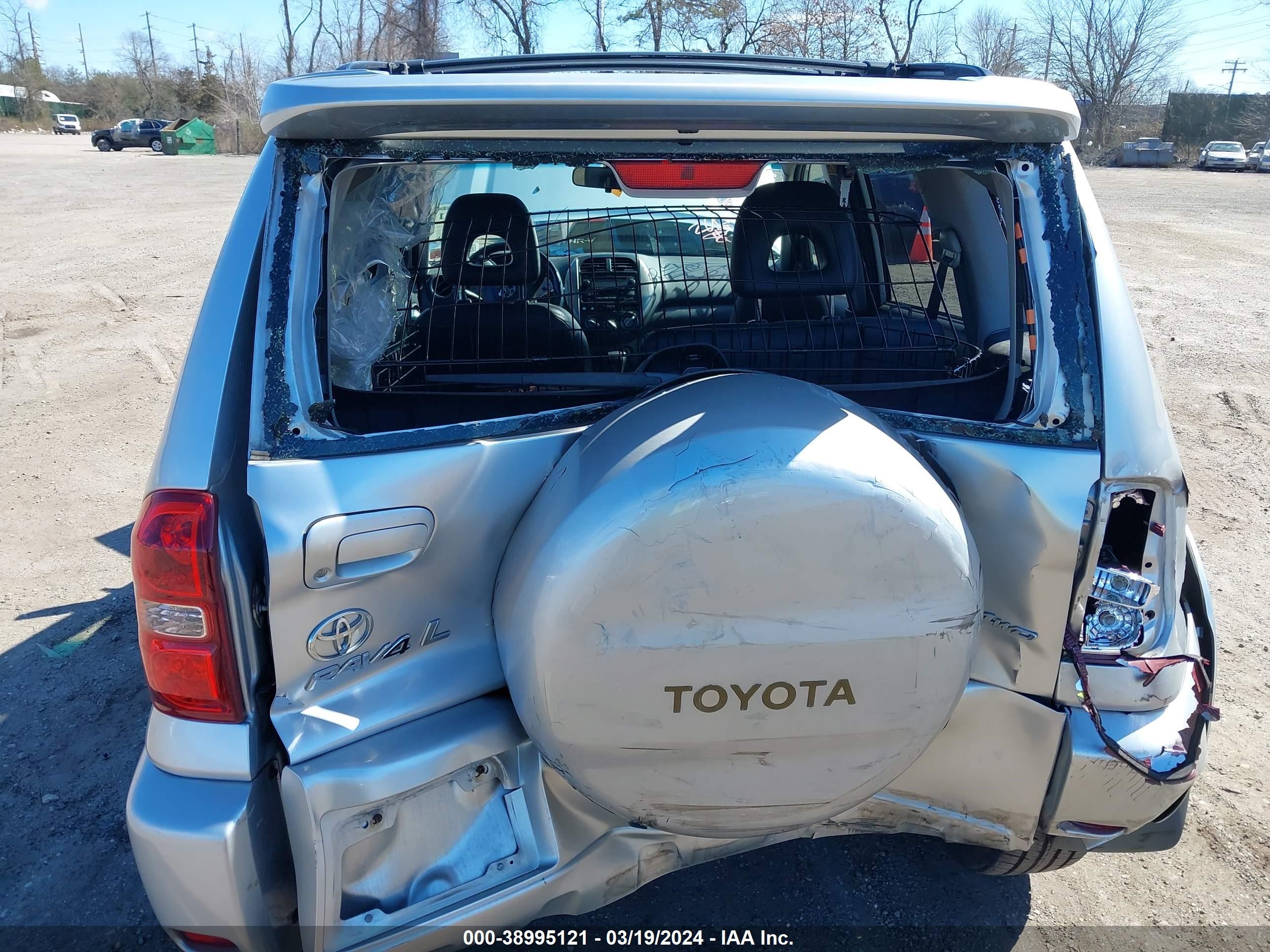 Photo 15 VIN: JTEHD20V656038055 - TOYOTA RAV 4 