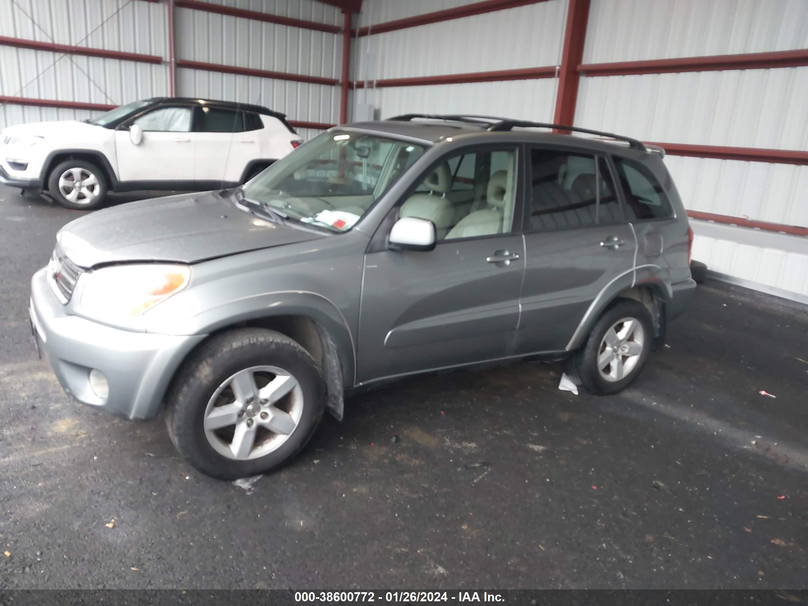 Photo 1 VIN: JTEHD20V850063137 - TOYOTA RAV 4 