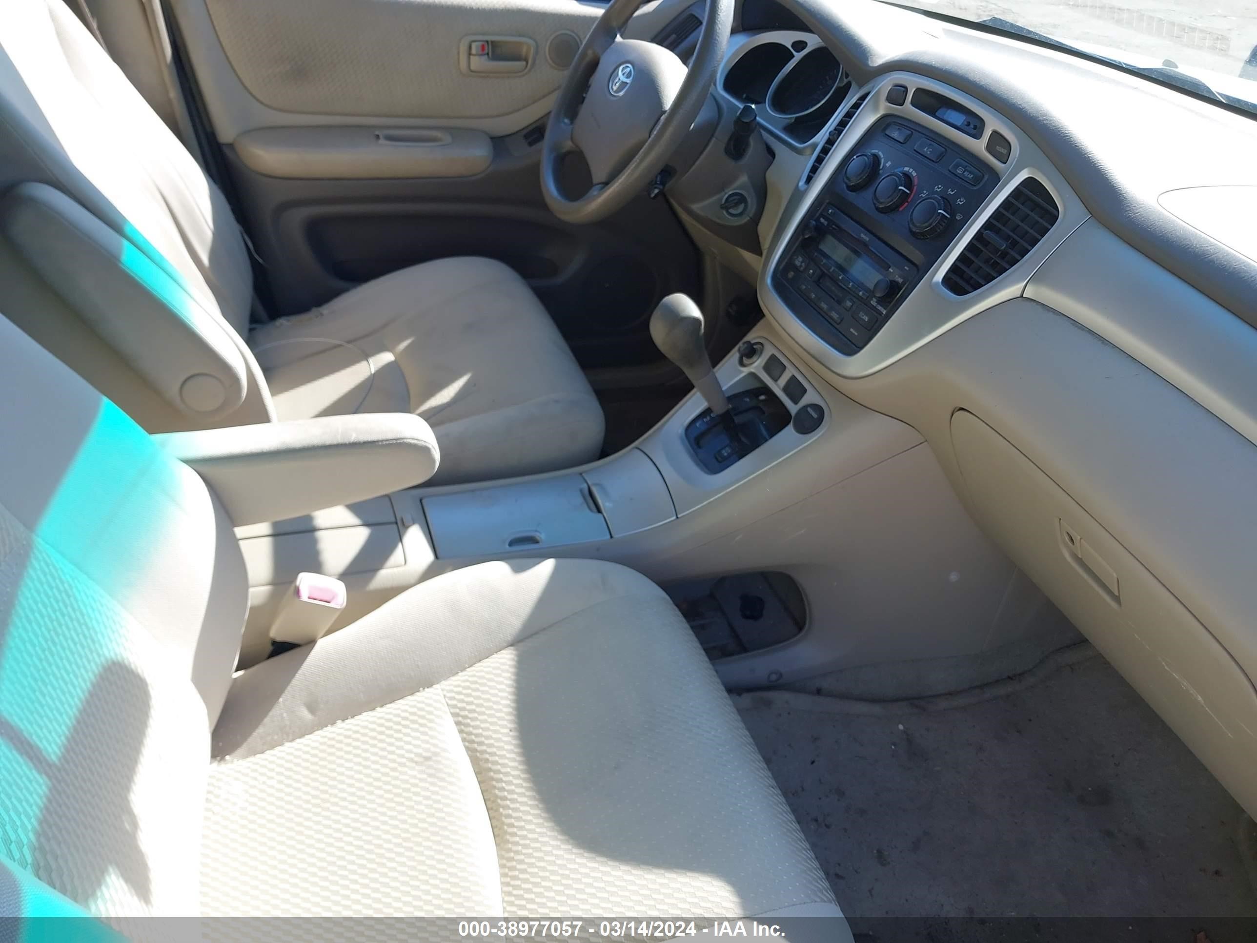 Photo 4 VIN: JTEHD21A250034826 - TOYOTA HIGHLANDER 