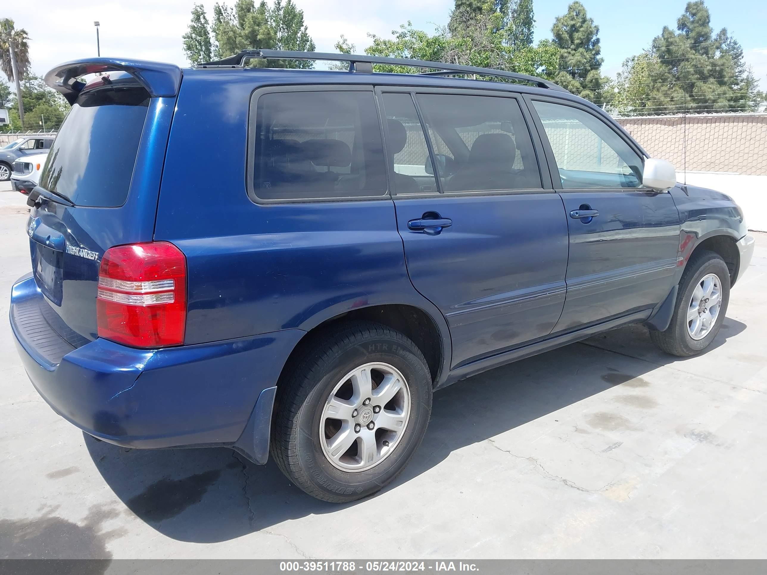 Photo 3 VIN: JTEHF21A630136993 - TOYOTA HIGHLANDER 