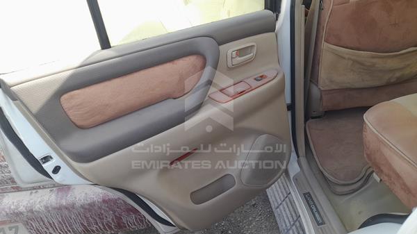 Photo 17 VIN: JTEHJ09J465146128 - TOYOTA LAND CRUISER 