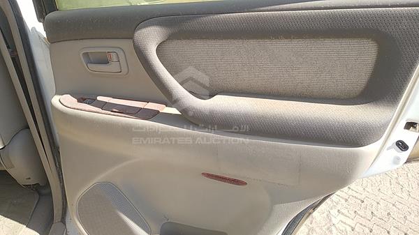 Photo 17 VIN: JTEHJ09J565143853 - TOYOTA LAND CRUISER 