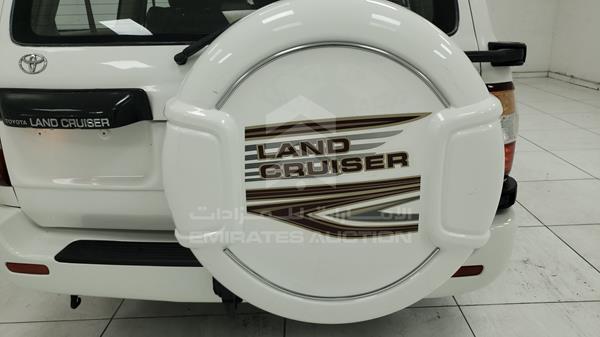 Photo 21 VIN: JTEHJ09JX55115495 - TOYOTA LAND CRUISER 