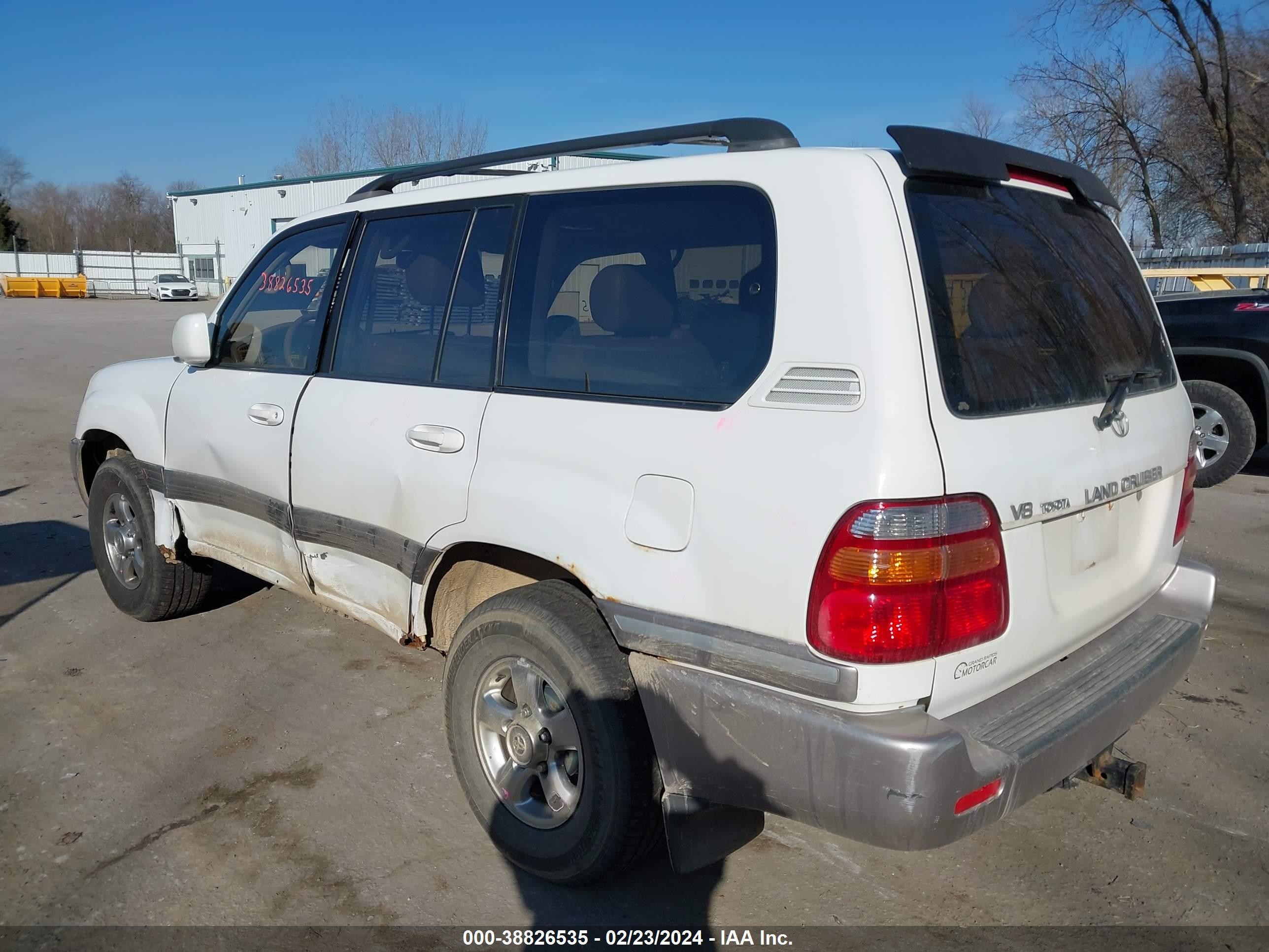 Photo 2 VIN: JTEHT05J012002344 - TOYOTA LAND CRUISER 