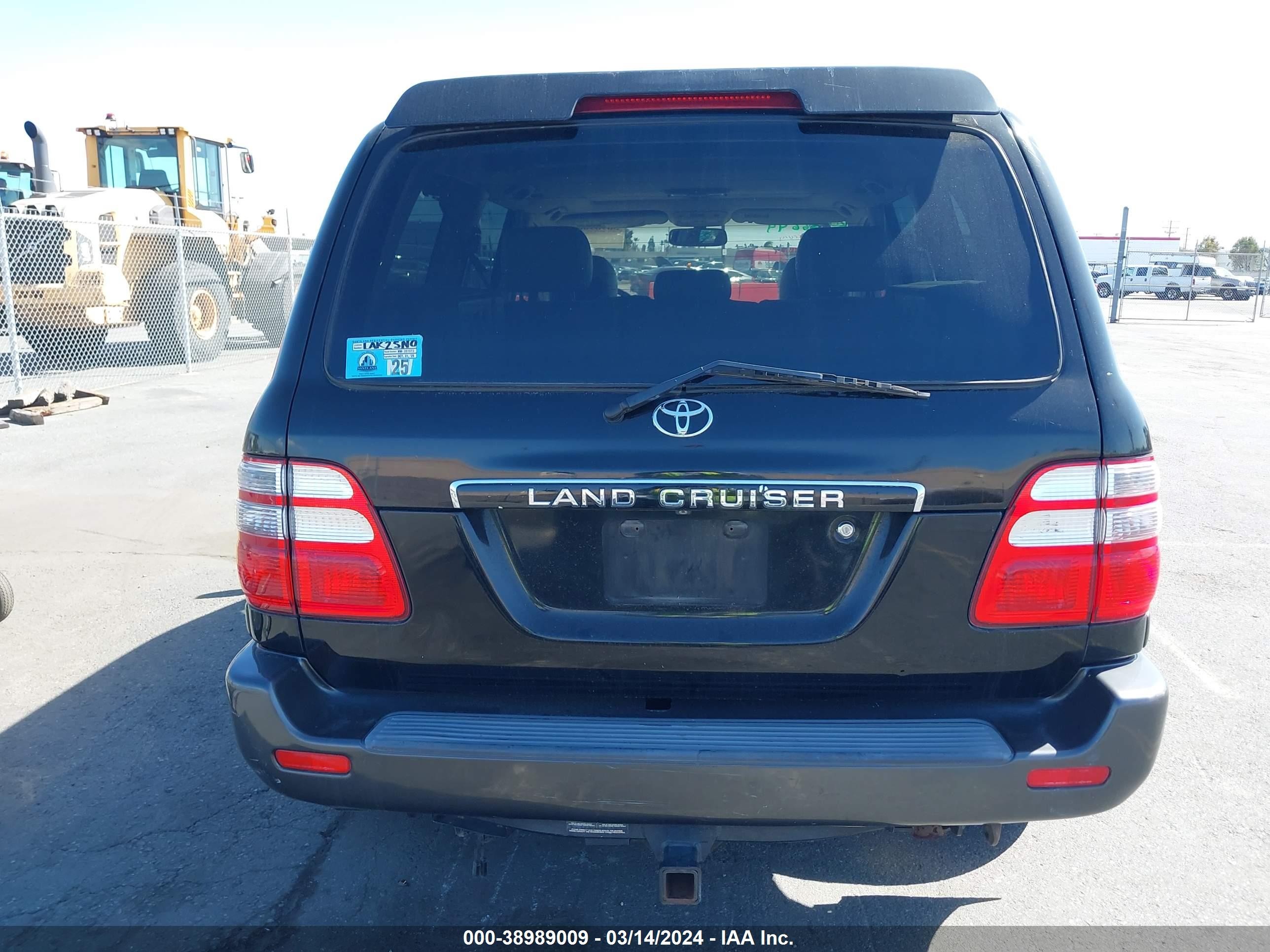 Photo 16 VIN: JTEHT05J052068107 - TOYOTA LAND CRUISER 