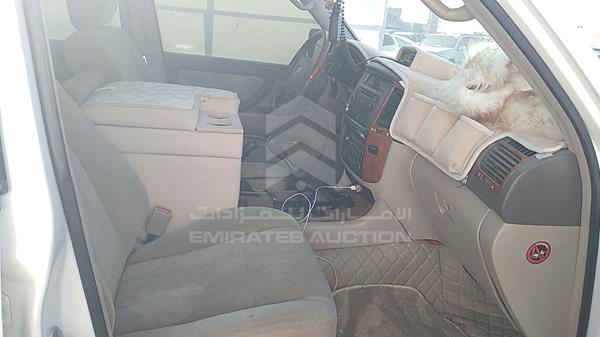 Photo 21 VIN: JTEHT05J772116348 - TOYOTA LAND CRUISER 