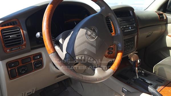 Photo 12 VIN: JTEHT05J872110879 - TOYOTA LAND CRUISER VXR V8 