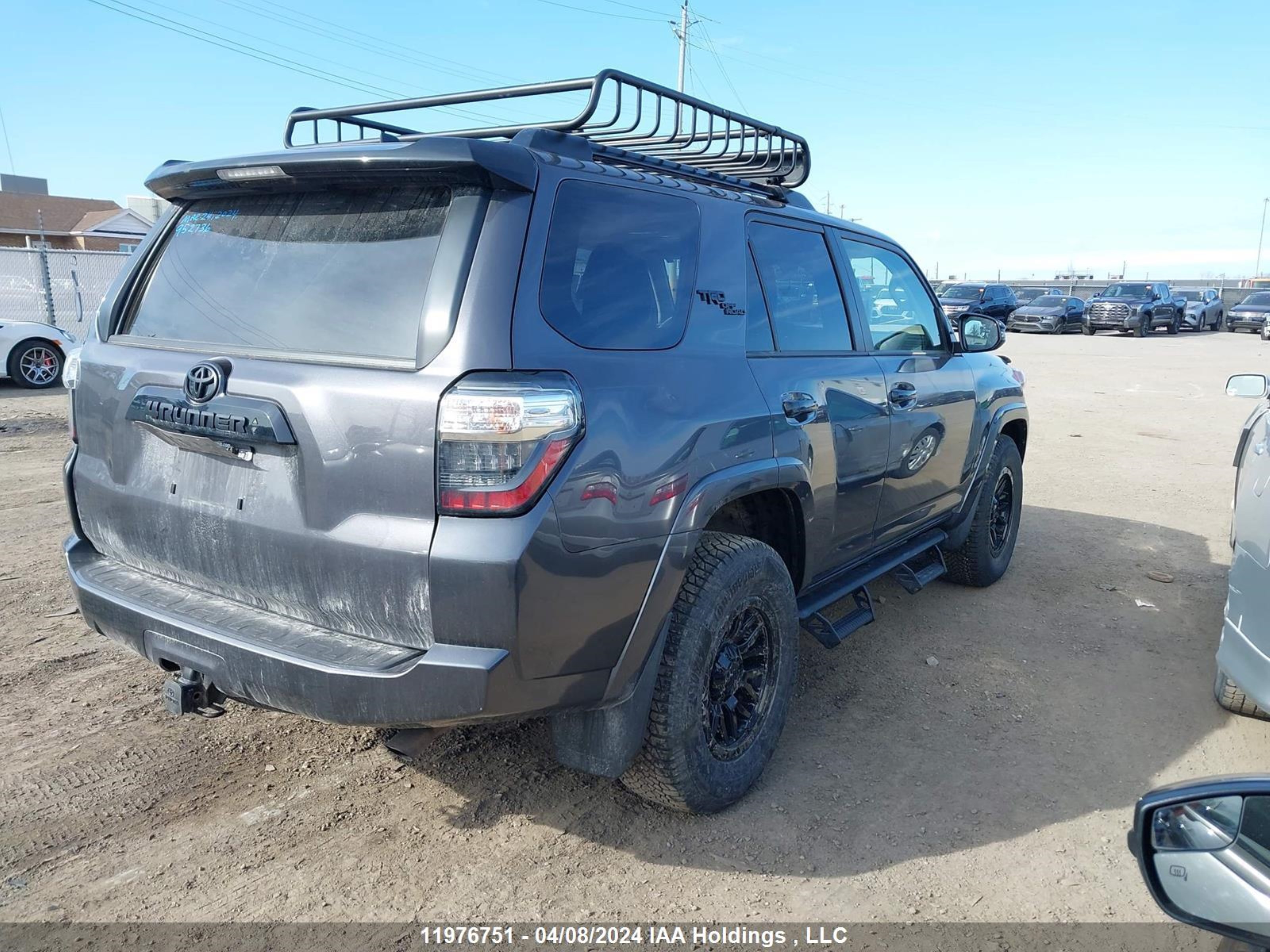 Photo 3 VIN: JTEHU5JRXM5952736 - TOYOTA 4RUNNER 