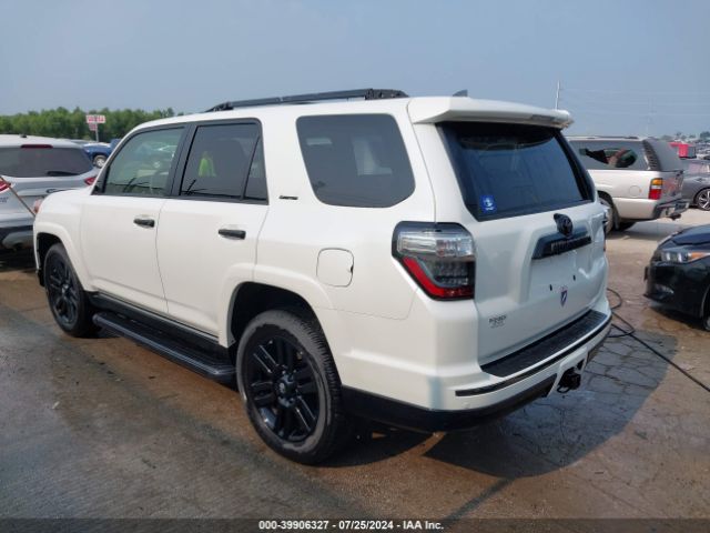 Photo 2 VIN: JTEJU5JR8M5881165 - TOYOTA 4RUNNER 