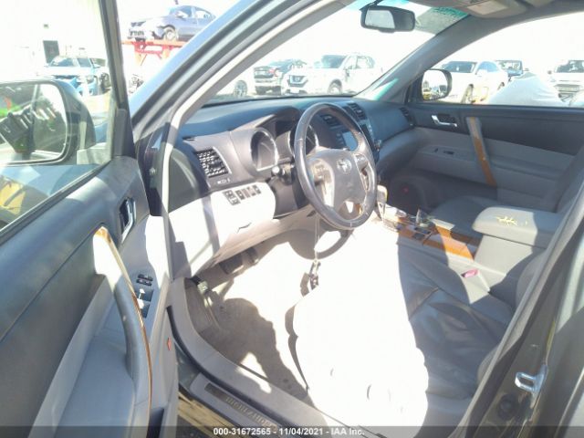 Photo 4 VIN: JTEJW3EH0A2039532 - TOYOTA HIGHLANDER HYBRID 