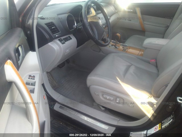 Photo 4 VIN: JTEJW3EH8A2039004 - TOYOTA HIGHLANDER HYBRID 