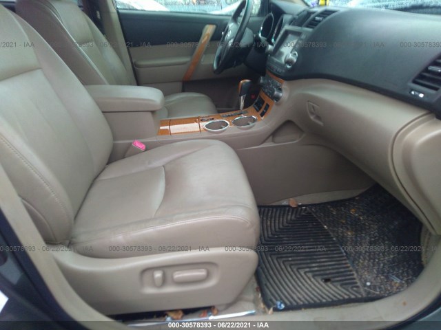 Photo 4 VIN: JTEJW3EHXA2046066 - TOYOTA HIGHLANDER HYBRID 