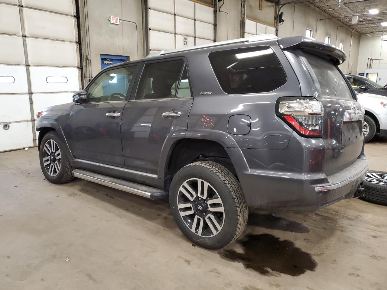 Photo 2 VIN: JTEKU5JR1P6193947 - TOYOTA 4RUNNER 