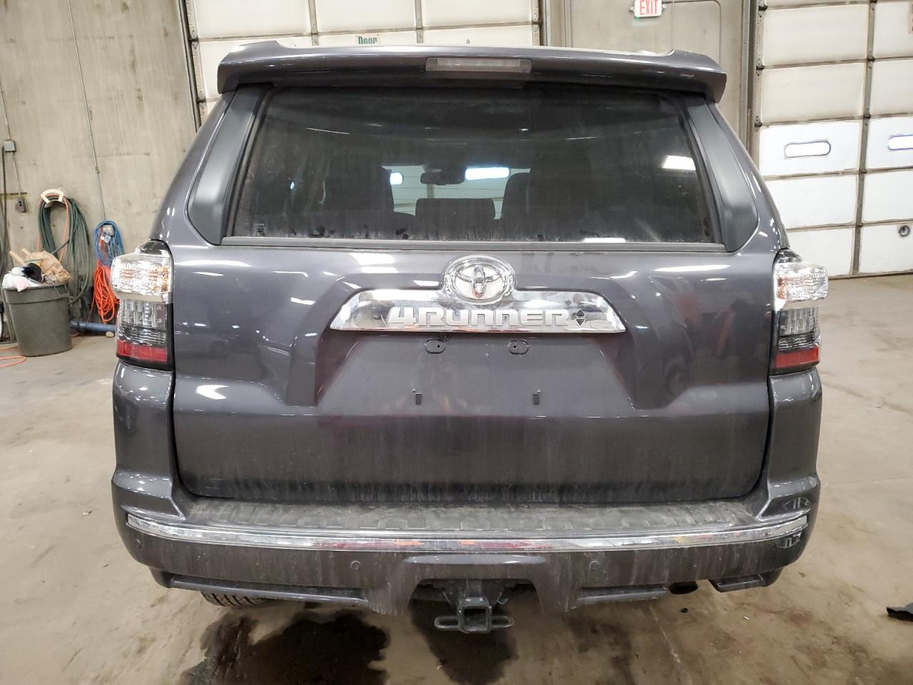 Photo 6 VIN: JTEKU5JR1P6193947 - TOYOTA 4RUNNER 