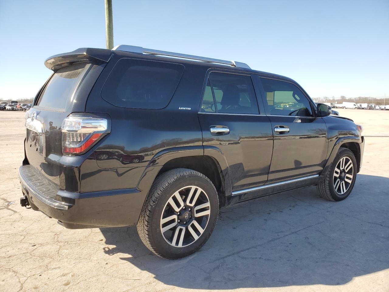 Photo 2 VIN: JTEKU5JR5M5897439 - TOYOTA 4RUNNER 