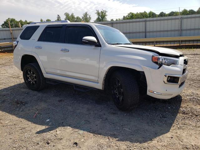 Photo 3 VIN: JTEKU5JR7M5875748 - TOYOTA 4RUNNER TR 