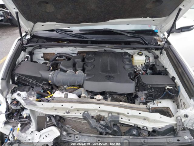 Photo 9 VIN: JTEKU5JR7M5969015 - TOYOTA 4RUNNER 