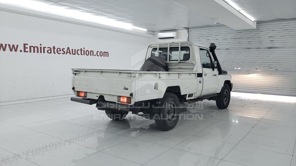 Photo 7 VIN: JTELB71J604317860 - TOYOTA LAND CRUISER 