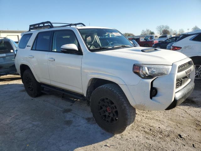 Photo 3 VIN: JTELU5JR0P6142685 - TOYOTA 4RUNNER SE 