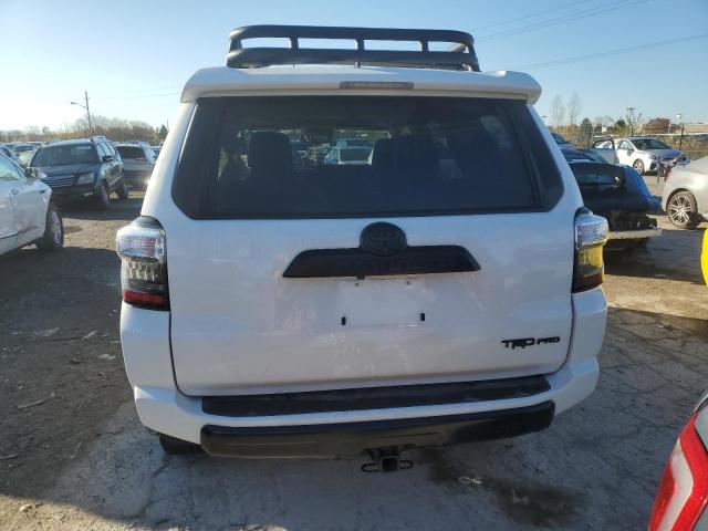 Photo 5 VIN: JTELU5JR0P6142685 - TOYOTA 4RUNNER SE 