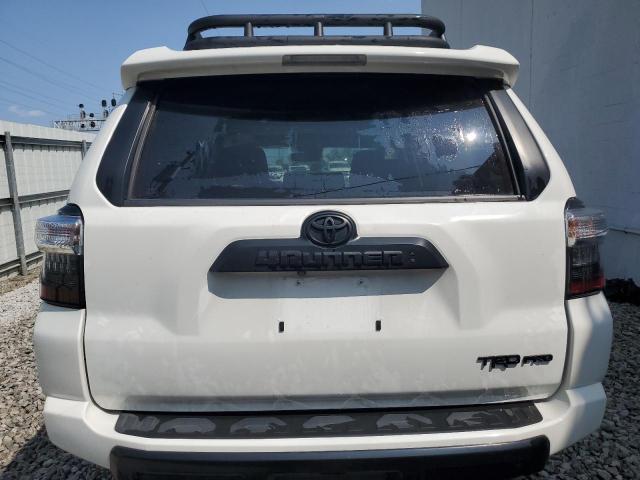 Photo 5 VIN: JTELU5JR1P6128892 - TOYOTA 4RUNNER SE 