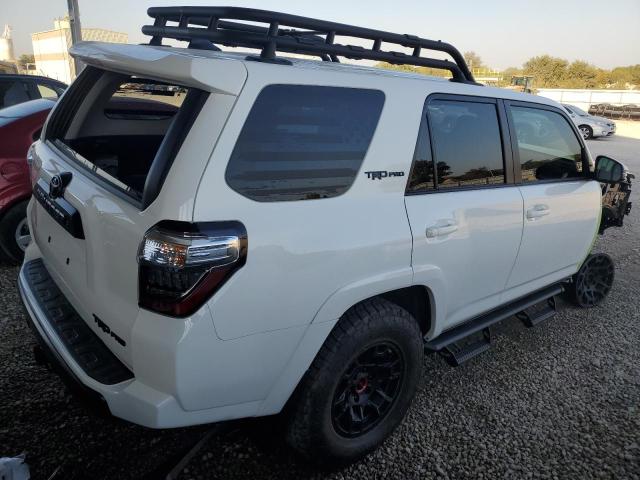 Photo 2 VIN: JTELU5JR4P6107986 - TOYOTA 4RUNNER SE 