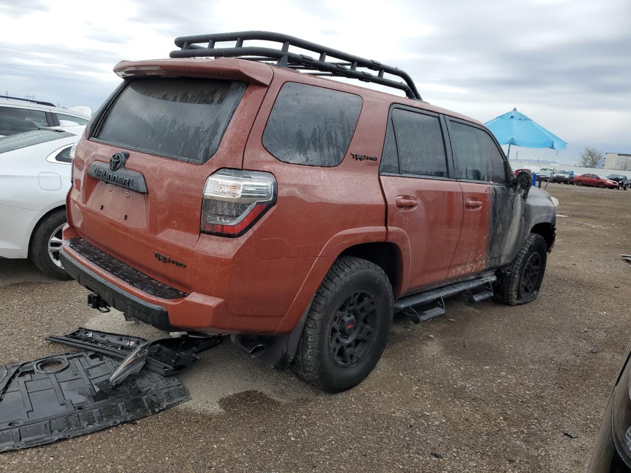 Photo 2 VIN: JTELU5JR4R6221229 - TOYOTA 4RUNNER 