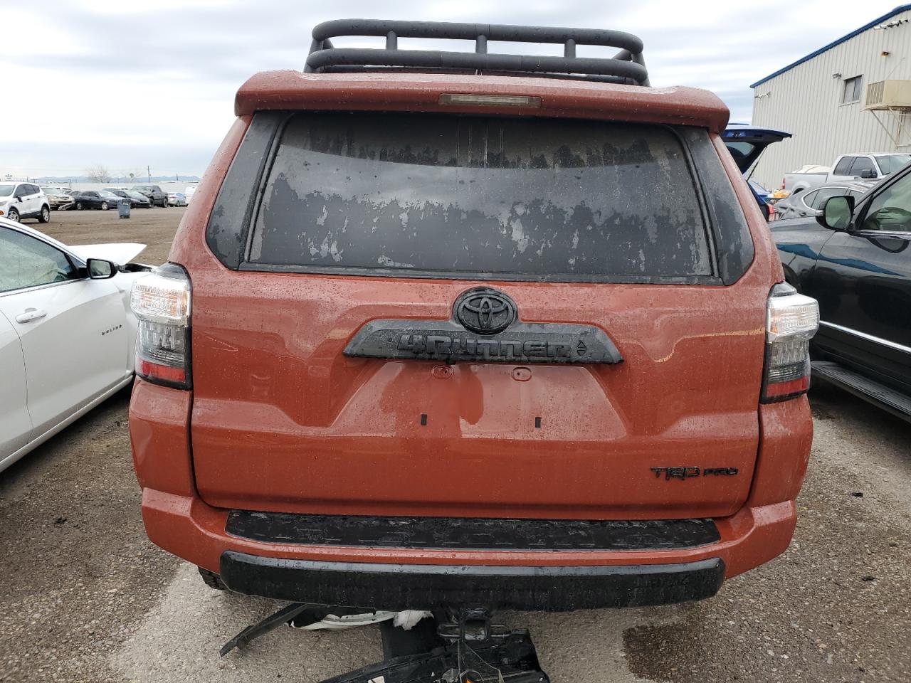 Photo 5 VIN: JTELU5JR4R6221229 - TOYOTA 4RUNNER 