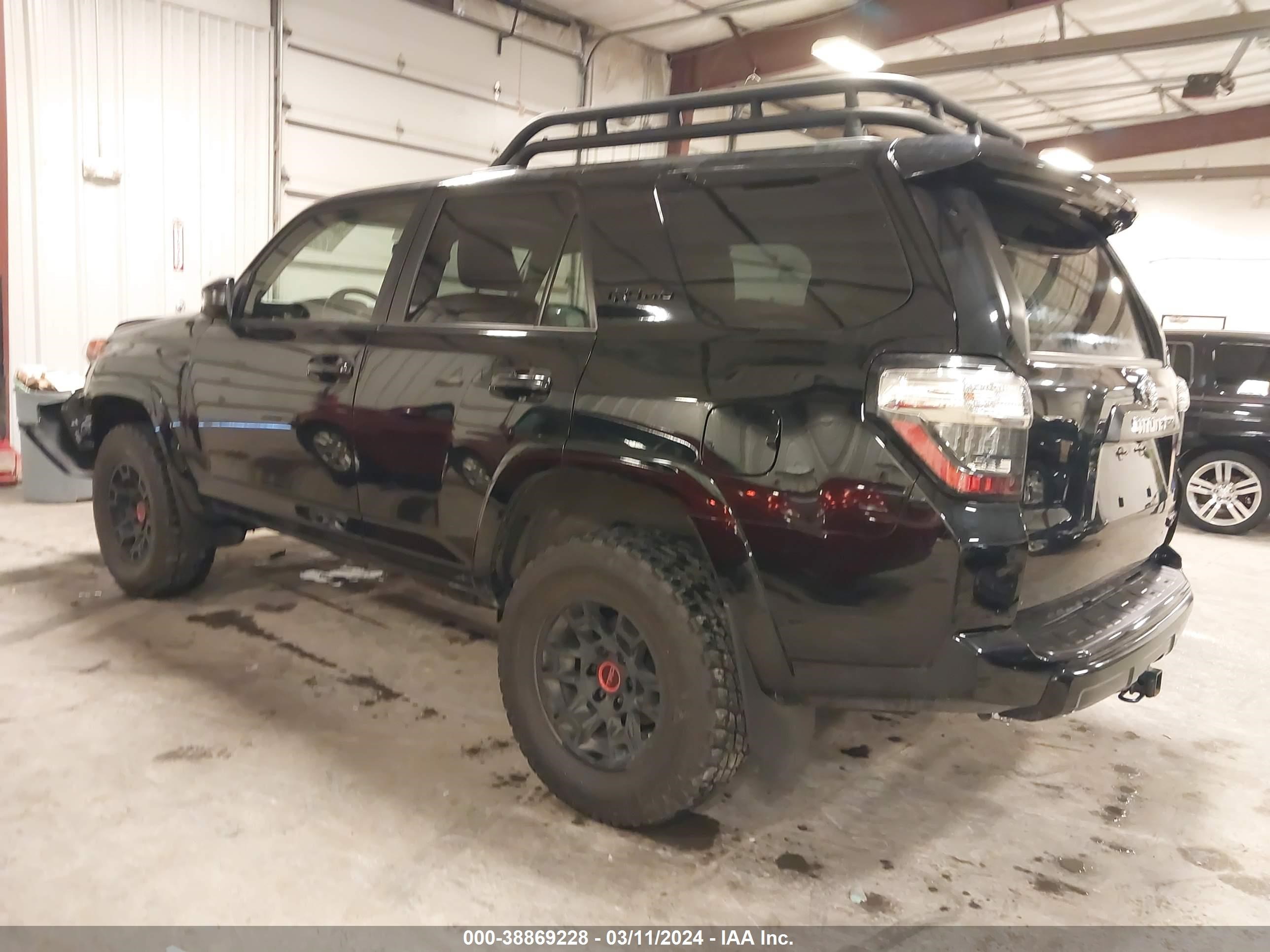 Photo 2 VIN: JTELU5JR7M5844696 - TOYOTA 4RUNNER 