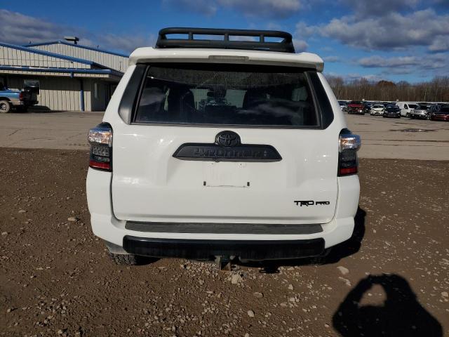 Photo 5 VIN: JTELU5JR7P6125477 - TOYOTA 4RUNNER SE 