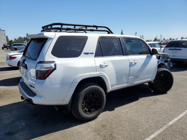 Photo 2 VIN: JTELU5JR8P6135936 - TOYOTA 4RUNNER SE 