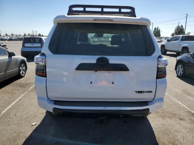 Photo 5 VIN: JTELU5JR8P6135936 - TOYOTA 4RUNNER SE 