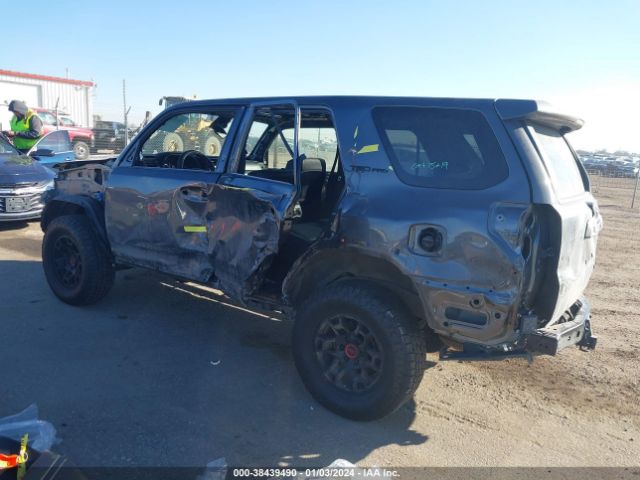 Photo 2 VIN: JTELU5JRXN6069659 - TOYOTA 4RUNNER 