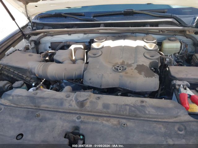 Photo 9 VIN: JTEMU5JR0M5890553 - TOYOTA 4RUNNER 