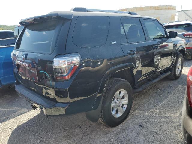 Photo 2 VIN: JTEMU5JR0P6114759 - TOYOTA 4RUNNER SE 