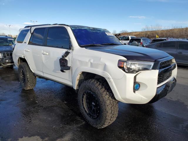 Photo 3 VIN: JTEMU5JR1M5849347 - TOYOTA 4RUNNER 