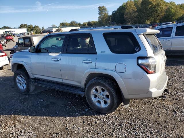 Photo 1 VIN: JTEMU5JR1M5901477 - TOYOTA 4RUNNER SR 