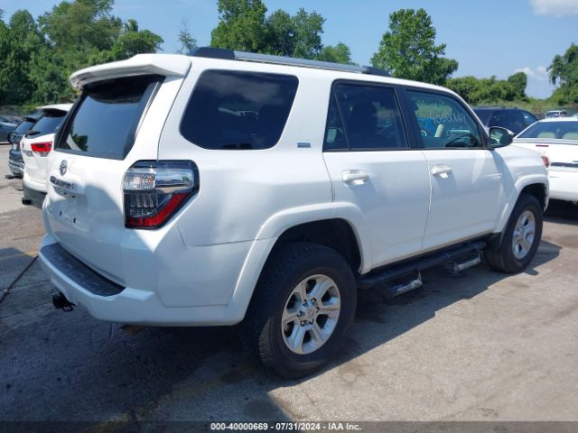 Photo 3 VIN: JTEMU5JR1P6090018 - TOYOTA 4RUNNER 