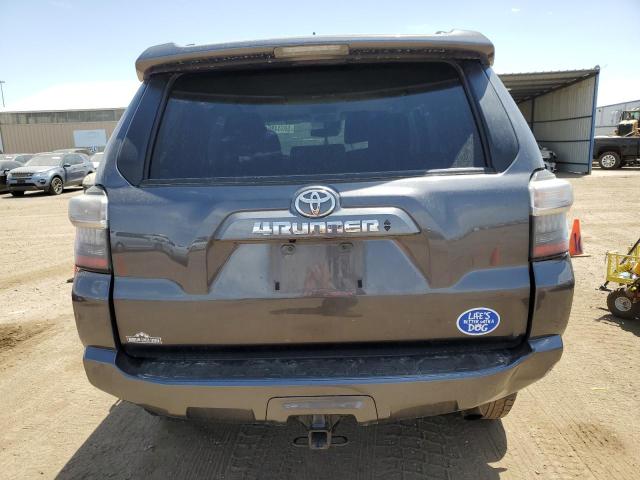 Photo 5 VIN: JTEMU5JR1P6175778 - TOYOTA 4RUNNER SE 