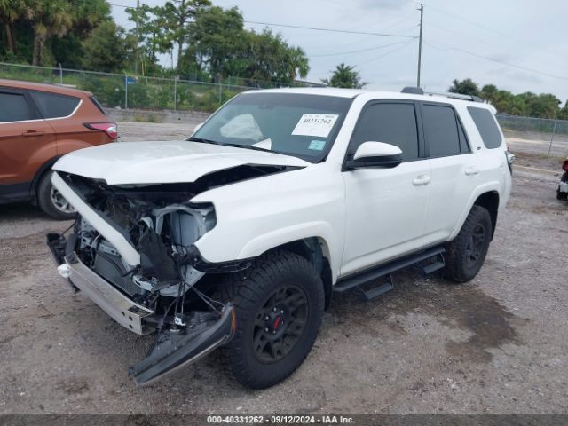 Photo 1 VIN: JTEMU5JR1R6213562 - TOYOTA 4RUNNER 