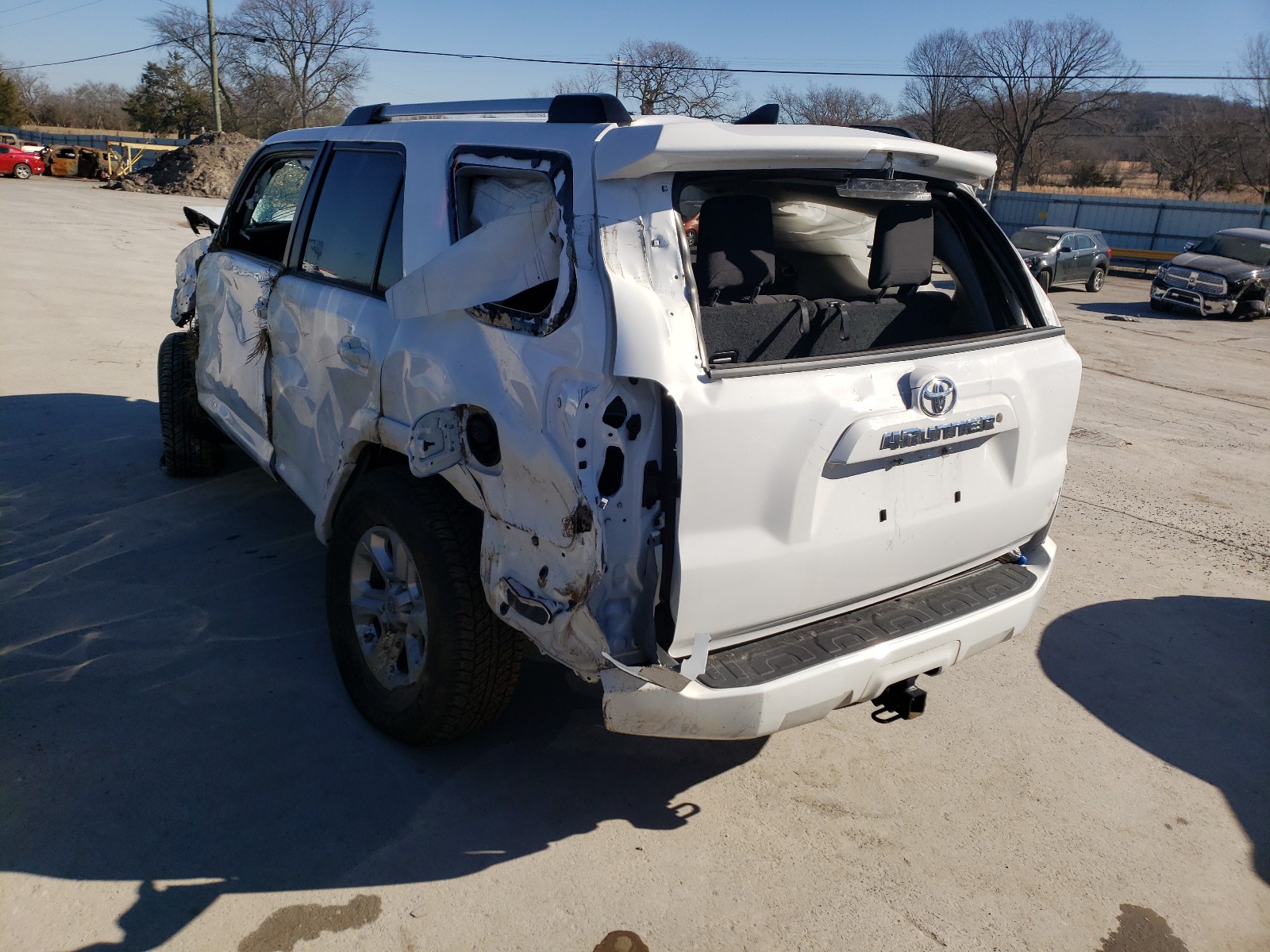 Photo 2 VIN: JTEMU5JR2M5857604 - TOYOTA 4RUNNER SR 