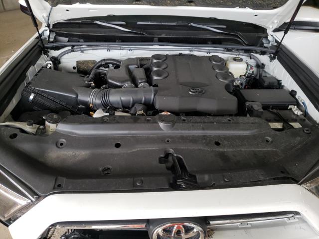 Photo 11 VIN: JTEMU5JR4P6153175 - TOYOTA 4RUNNER SE 