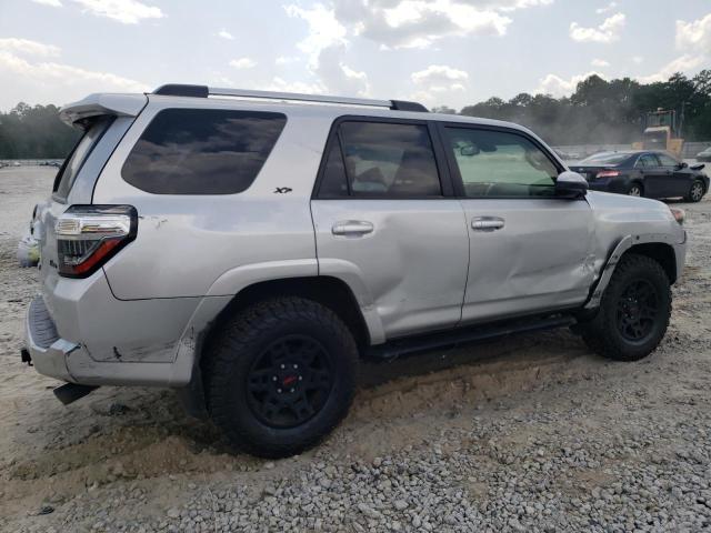 Photo 2 VIN: JTEMU5JR6M5906111 - TOYOTA 4RUNNER SR 