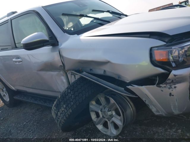 Photo 5 VIN: JTEMU5JR7M5905646 - TOYOTA 4RUNNER 