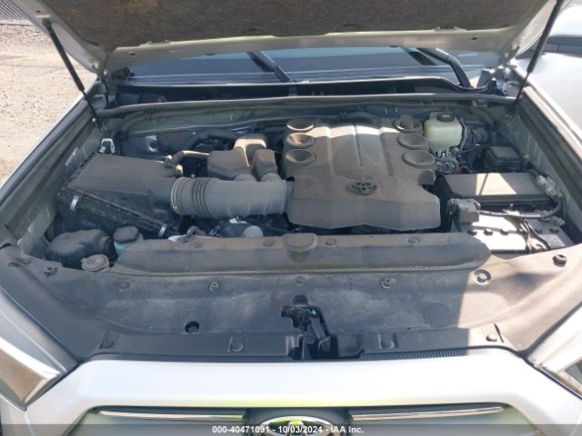 Photo 9 VIN: JTEMU5JR7M5905646 - TOYOTA 4RUNNER 