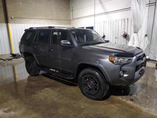 Photo 3 VIN: JTEMU5JR7P6124916 - TOYOTA 4RUNNER SE 